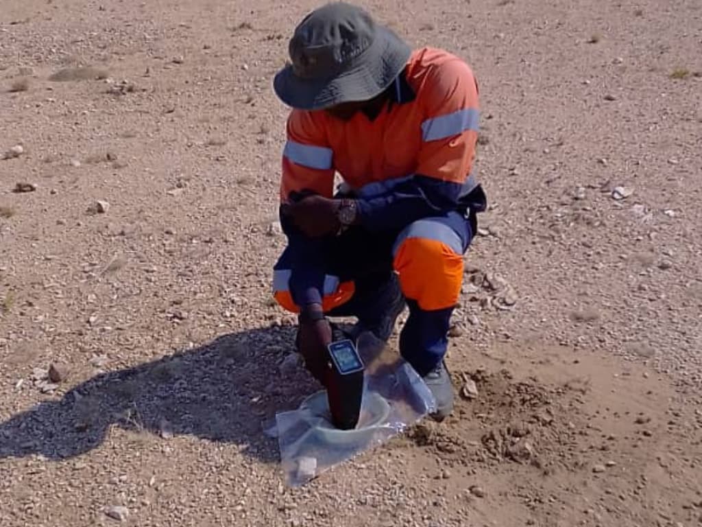 E-TECH RESOURCES INC. ANNOUNCES NEW DISCOVERY AT ADDER TARGET (1)